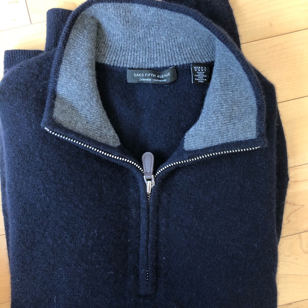 Saks fifth ave Cashmere sweater